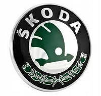 Эмблема Skoda 2 пукли 75мм пластик задняя