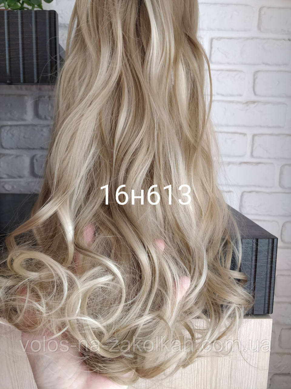 Волосы на заколках пепельный блонд - фото 2 - id-p1258169576