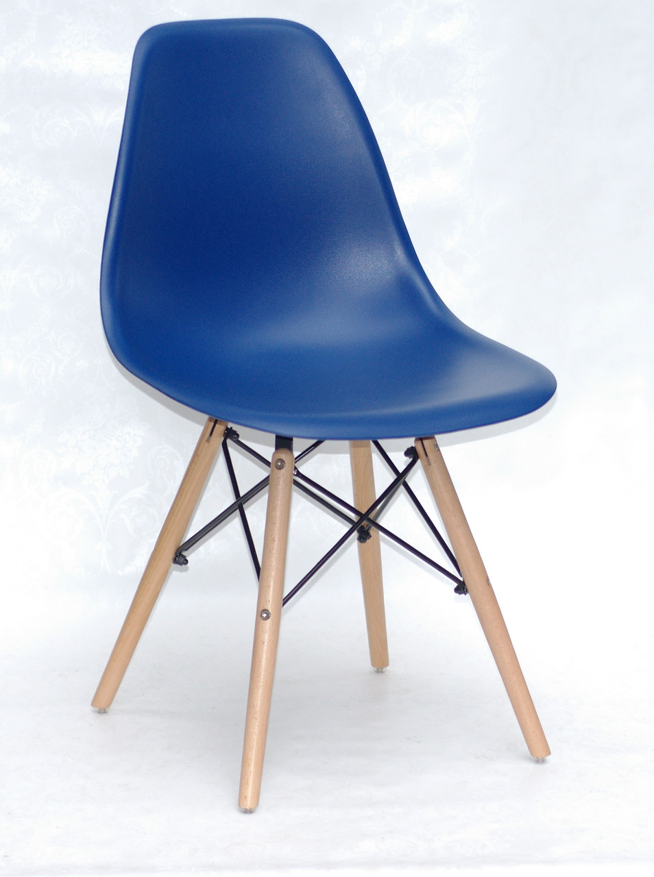 Стілець обідній пластиковий на букових ніжках NIK NEW , блакитний 54