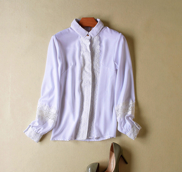 Біла блузка сорочка з довгим рукавом та мереживом 44 розмір