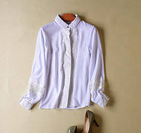 Белая блузка рубашка с длинным рукавом и кружевом 44 размер