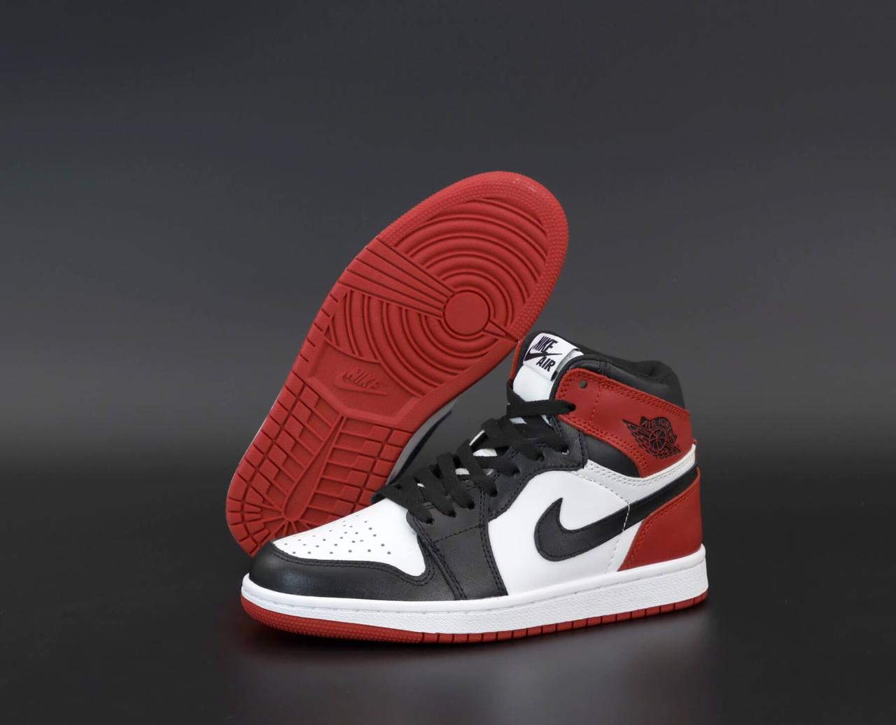 Nike Air Jordan 1 Retro Black White Red (кросівки Найк Аір Джордан чорно-червоні)