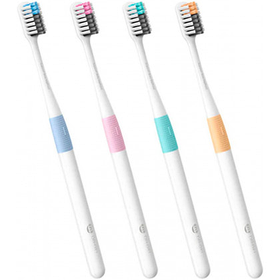 Набір зубних щіток DOCTOR B Colors 4 шт (NUN4006RT)