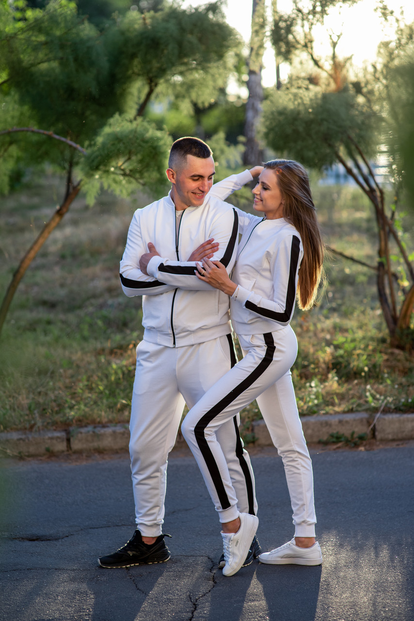 Купить Парные спортивные костюмы для парня и девушки в белом цвете, цена 2200 ₴ — Prom.ua (ID#1259116651)