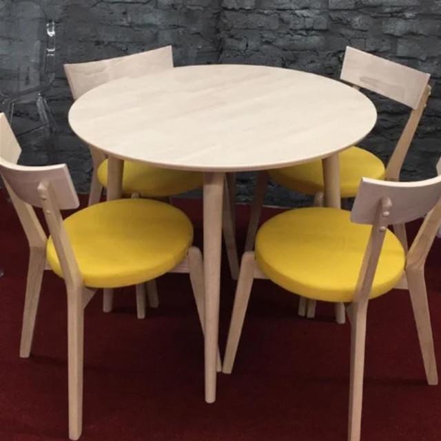 Круглый стол Signal Nelson 90см медовый дуб с деревянными ножками в скандинавском стиле Польша Круглый стол Signal Nelson 90см медовый дуб с деревянными ножками в скандинавском стиле Польша