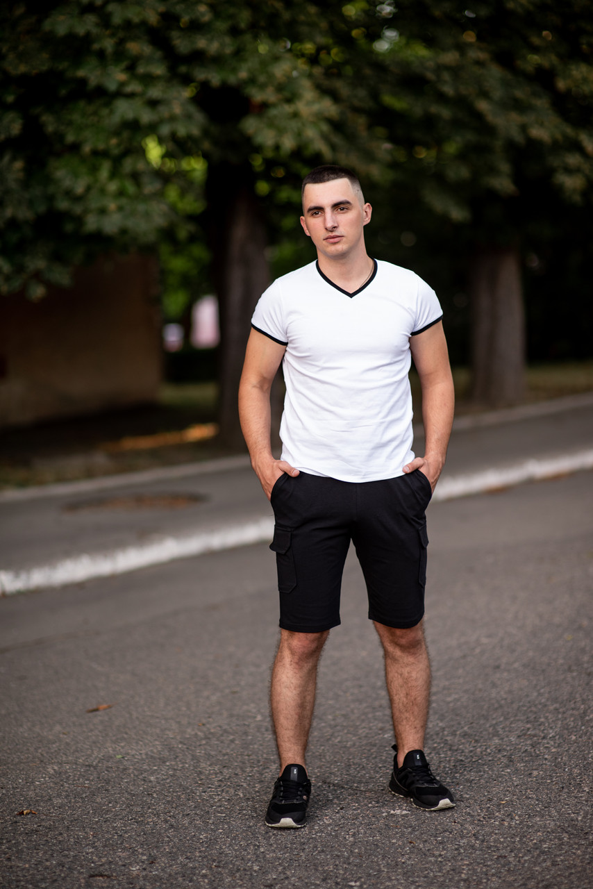 Стильна чоловіча футболка, біла з чорним, cotton
