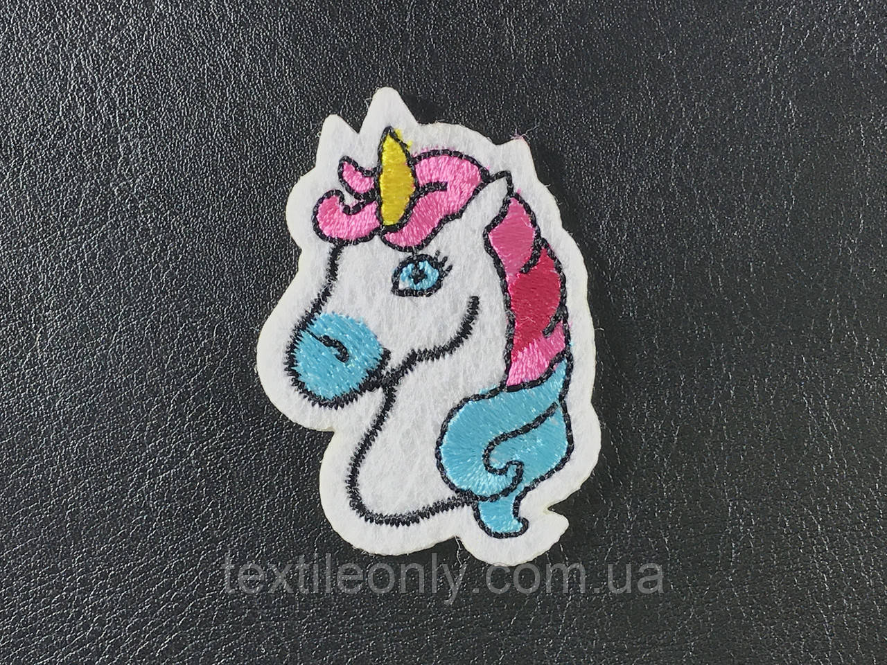 Нашивка Єдиноріг 31х45 мм