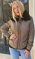 Женская куртка кожзам, ЭКО кожа, внутри белый мех, съёмный воротник из натурального меха. р.:S.