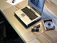 Килимок під ноутбук для захисту столу прозорий 41х70см. Товщина 1,5 мм