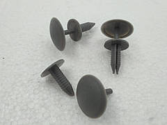 Кліпса-фіксатор обшивки стелі Газель сірий