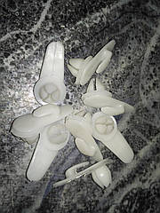 Кліпса-фіксатор обшивки дверей Ваз 2101