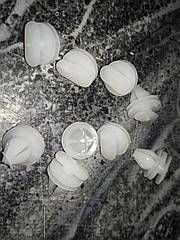 Кліпса-фіксатор обшивки дверей Ваз 2104-05-07