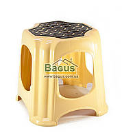 Табурет пластиковий 33,5х33,5х32 см бежевий Горизонт (GR-05025-2)