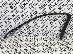 Внутрішня обшивка рамки скла передньої правої двері Mercedes W212, S212 A2127250271