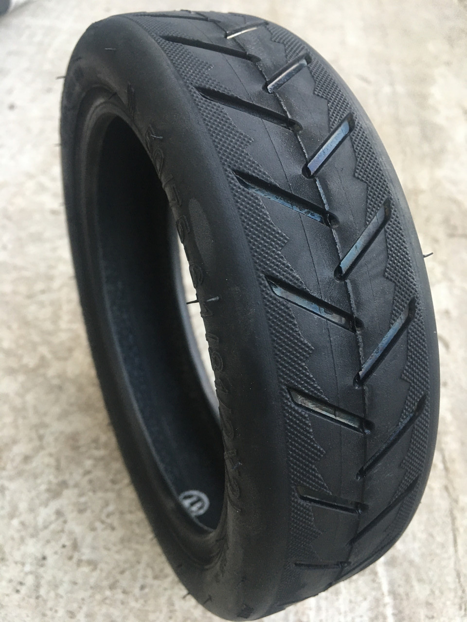 Шини 8 1/2X2 (50/75-6.1) INNOVA IA-2135-18 для элекросамокатов Xiaomi Mijia M 365 🇨🇳., фото 1