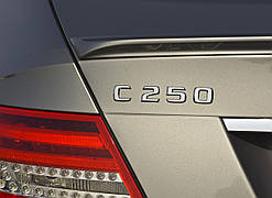 Емблема напис багажника Mercedes C250