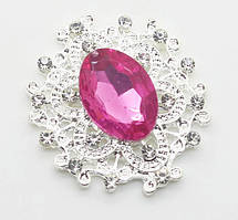 Камінь в сріблястій ажурній оправі 24*26 мм яскраво-рожевий