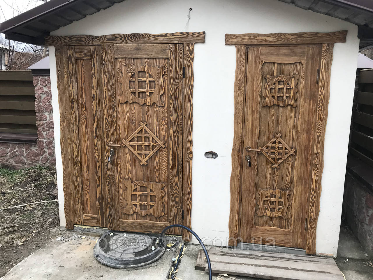 Двери межкомнатные под старину с деревянным орнаментом - фото 8 - id-p229713029
