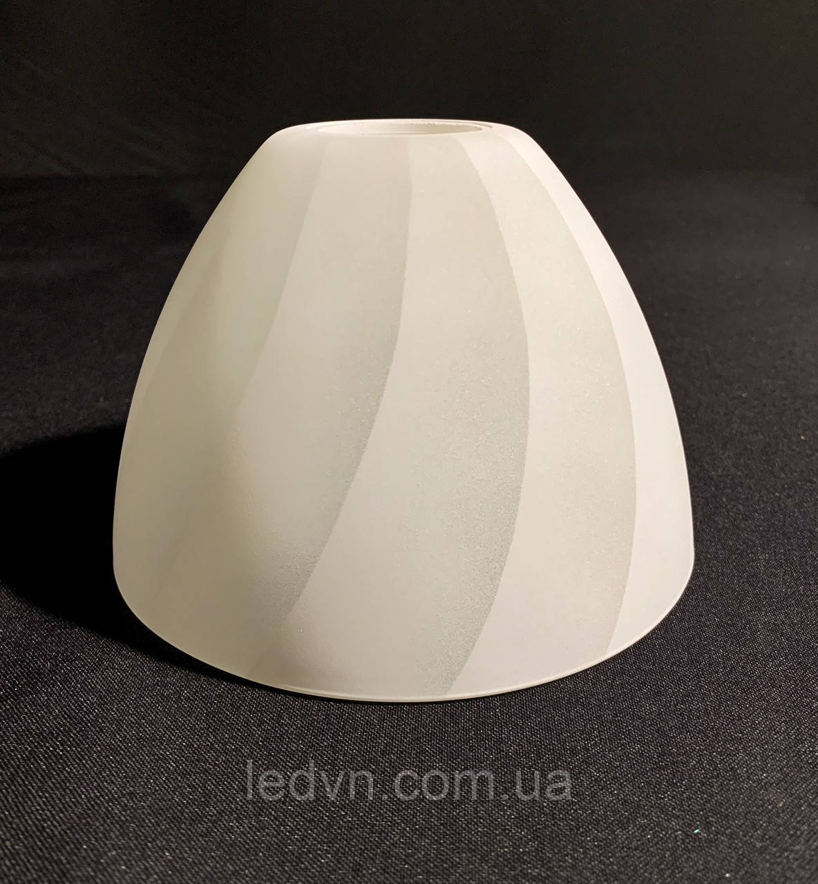 Плафон матовый Е27: продажа, цена в Виннице. Плафоны, абажуры для ламп ...