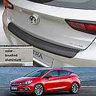 Пластикова захисна накладка на задній бампер для Opel Astra K 5 Door 2015+