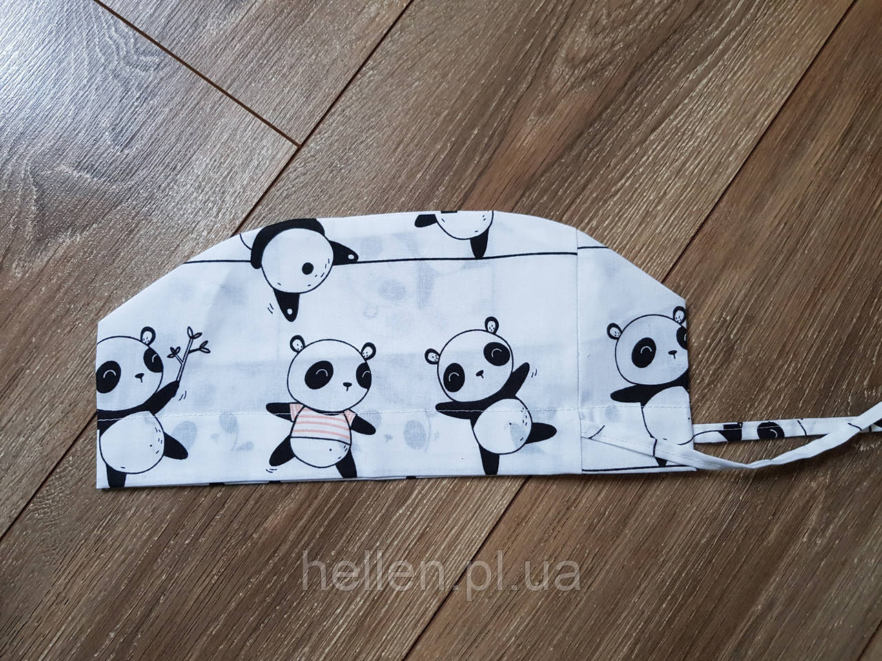 Принтована медична шапочка "Панди на нитці"