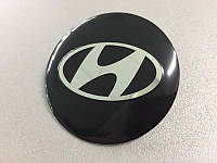 Наклейки Hyundai D56 мм алюминий (Серебристый логотип на черном фоне)