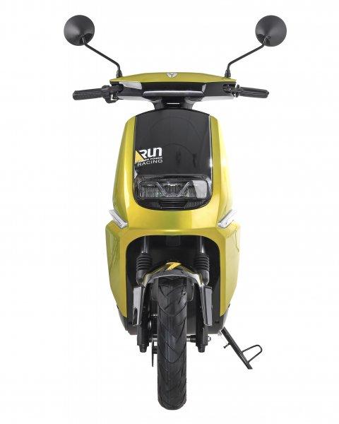 Електроскутер YADEA S-Like (black-yellow)