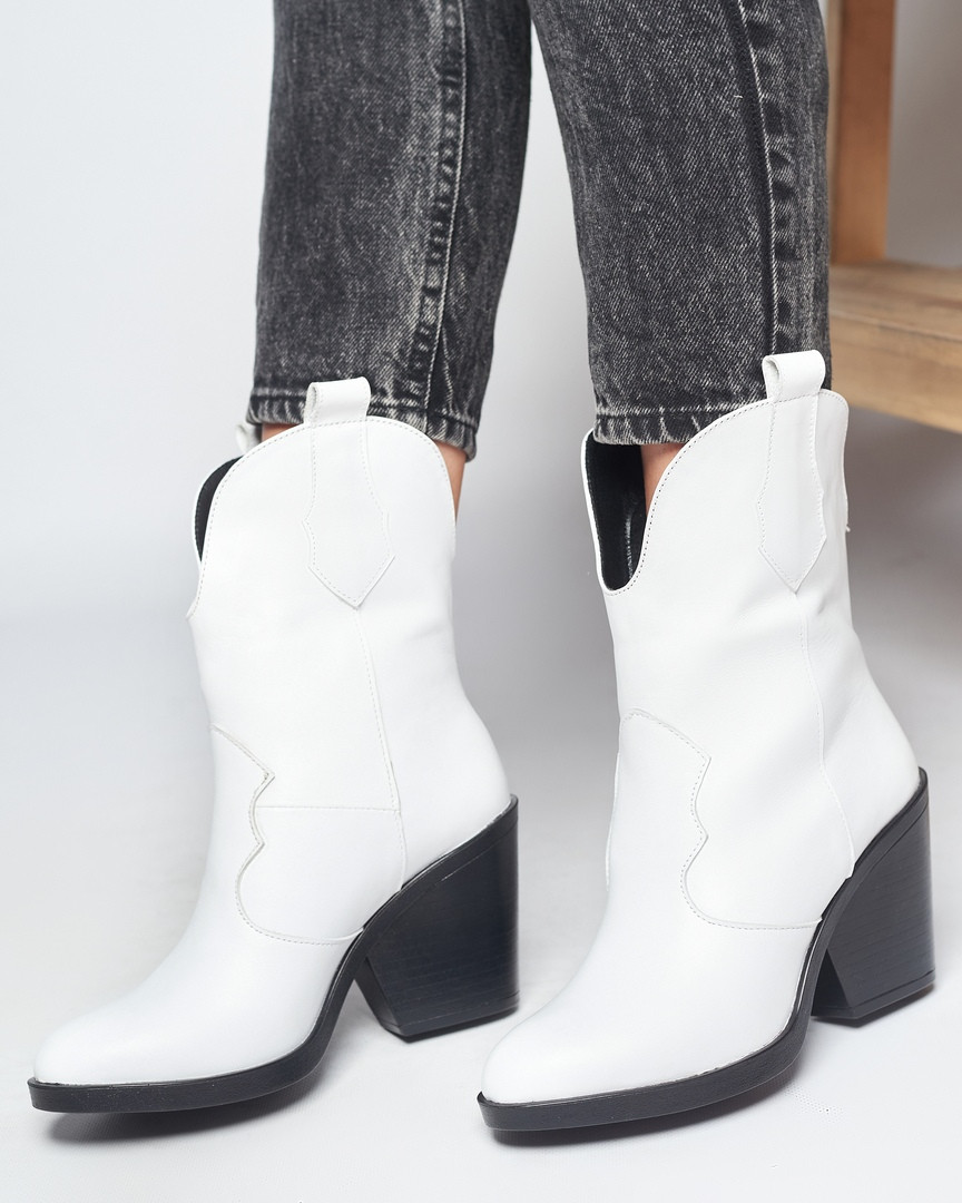 Зимові черевики козаки біла шкіра жіночі, фото 1