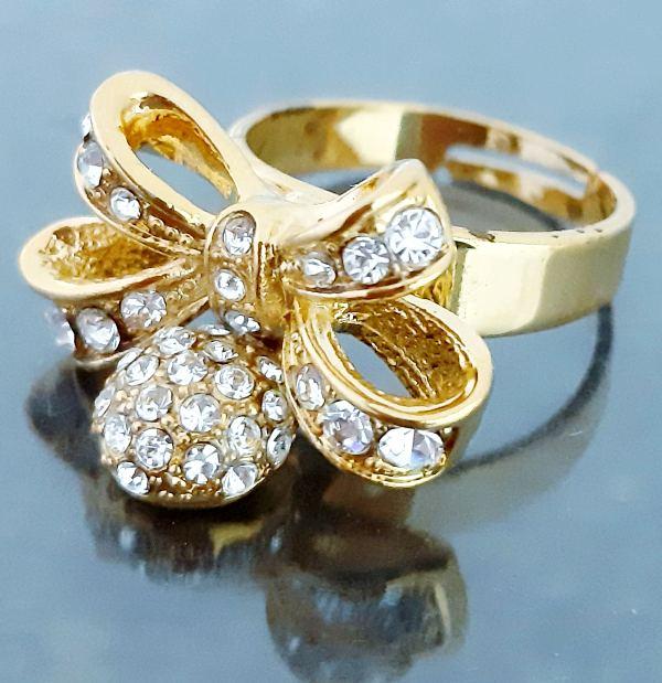 Каблучка Neoglory. Позолота. Камені: циркон. Є: 17р роз'єм