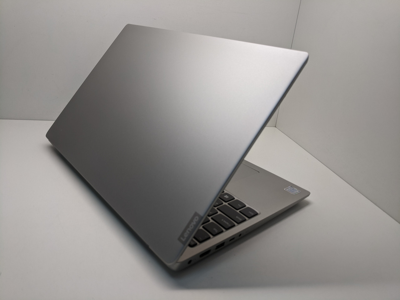 Ноутбук Lenovo IdeaPad 330s-15IKB