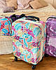 Пластикова валіза велика з малюнком на 4 колесах фіолетова, фото 2