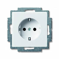 Розетка з заземленням біла ABB Busch Jaeger Basic55 (20 EUC-92-507)