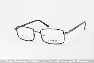 Чорна прямокутна оправа для окулярів для зору. На середнє обличчя