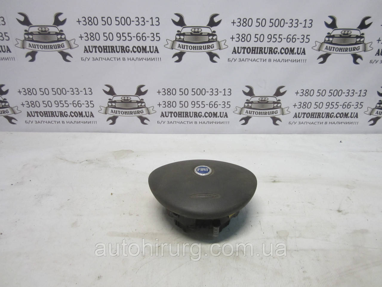 Подушка безпеки (AirBag) у кермо Fiat Doblo (605013568D)
