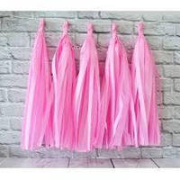 Гірлянда паперова тассел темно-рожева з пензликів тиш'ю 5 шт. довжина пензлика 35 см