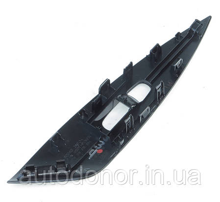 Накладка перемикача переднього правого склопідіймача Nissan Leaf ZE1 (18-) 80960-5SA0A, фото 2