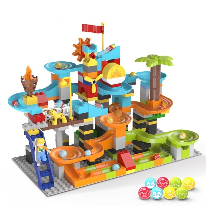 Конструктор 2866 B 200 деталей