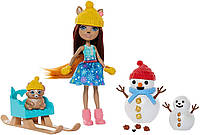 Игровой набор Встреча со снеговиком Белка Шарлотта Enchantimals Snowman Face-Off with Sharlotte Squirrel Doll