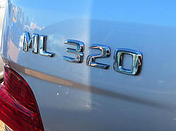 Емблема напис багажника Mercedes ML320