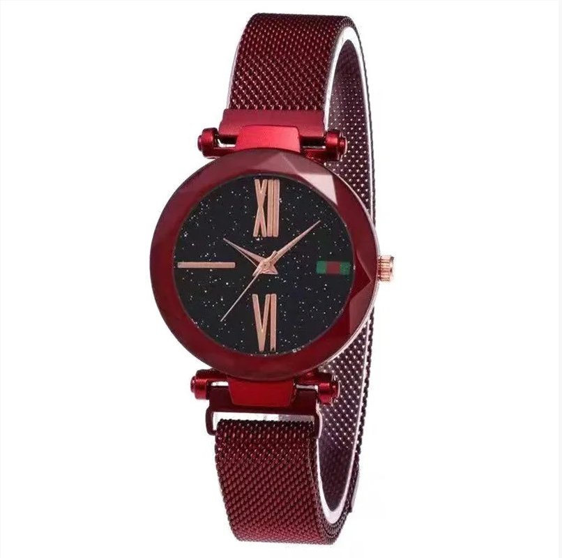 Жіночі годинники Starry Sky Watch з римськими цифрами на магнітній застібці Червоний (KG-369)