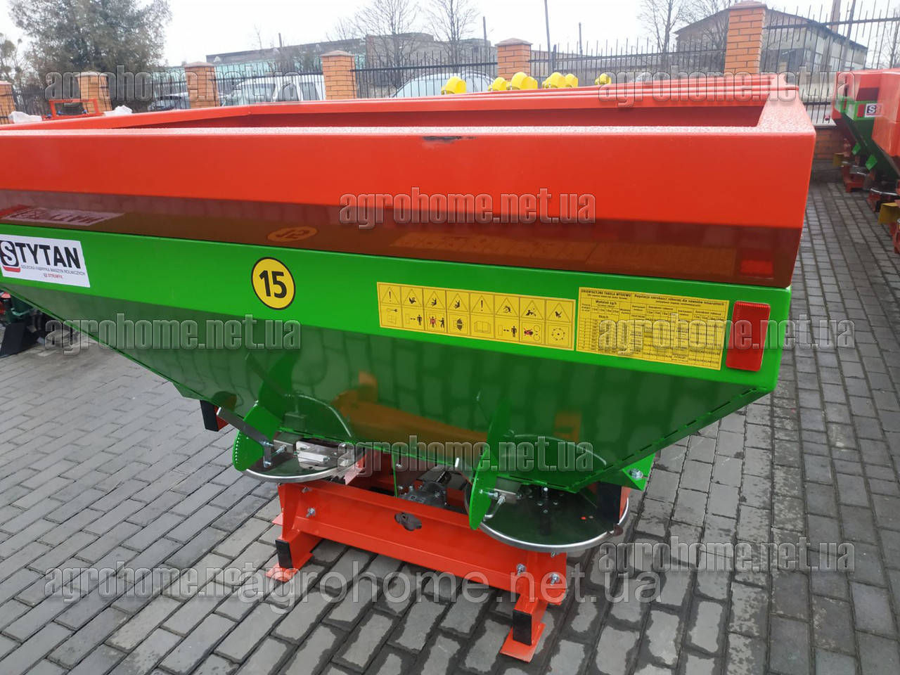 Розкидач мінеральних добрив 1000л "Strumyk" "Струмок", фото 1