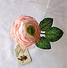 Шпильки для волосся з квітами ручної роботи з тканини "Пудровий ранункулюс", фото 2