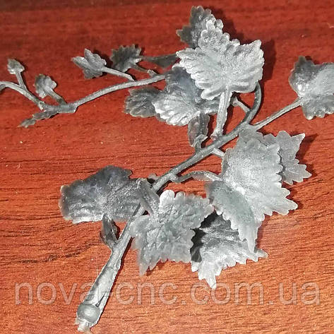 Гілочки маленькі декоративні Розмір 15 см, листя від 3 до 23 мм Паковання 25 шт Колір чорний, фото 1