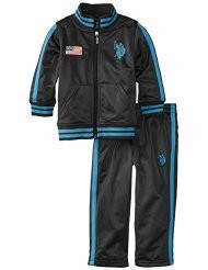 Спортивні костюми