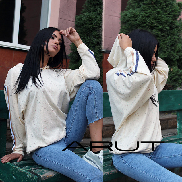 Женский свободный свитшот с капюшоном
