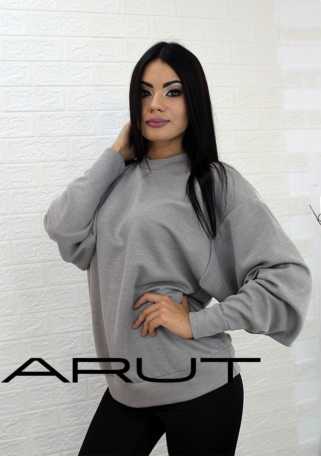 Жіноча кофта летюча миша на осінь