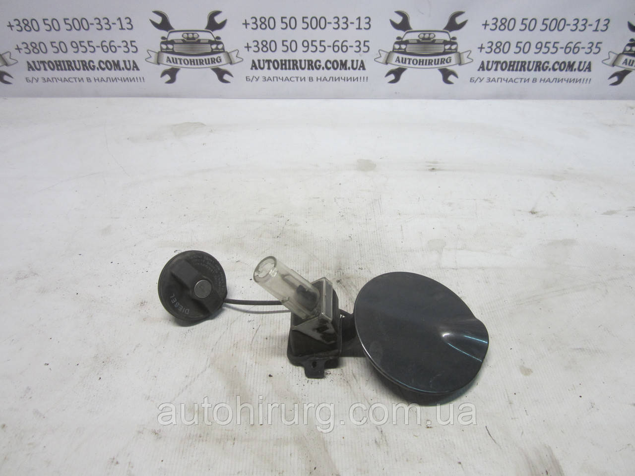 Лючок бензобака Fiat Doblo (0517315920)