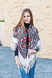 Модна жіноча велика хустка на плечі з квітами і бахромою LEONORA бежевого кольору, фото 3