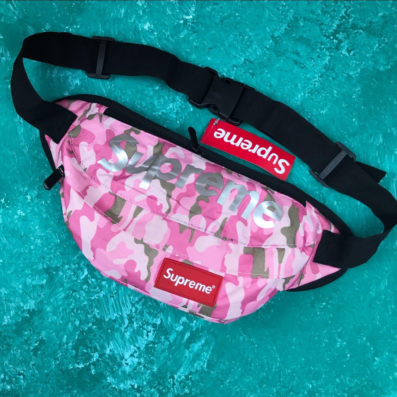 Сумка на пояс Бананка Барыжка Supreme Супрім Камуфляж Рожева з Срібним лого