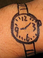 А на якій руці Ви носите годинник?